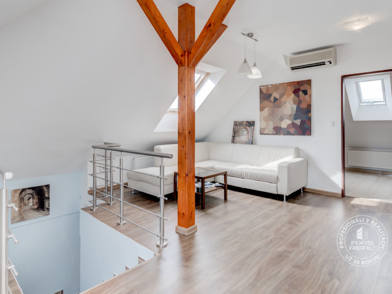  Rodinný dom, BA II. Podunajské Biskupice, ulica Pri trati