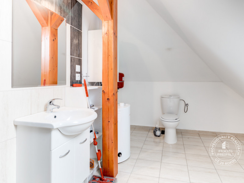  Rodinný dom, BA II. Podunajské Biskupice, ulica Pri trati