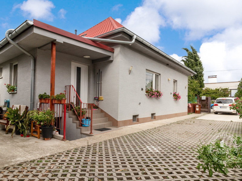  Rodinný dom, BA II. Podunajské Biskupice, ulica Pri trati