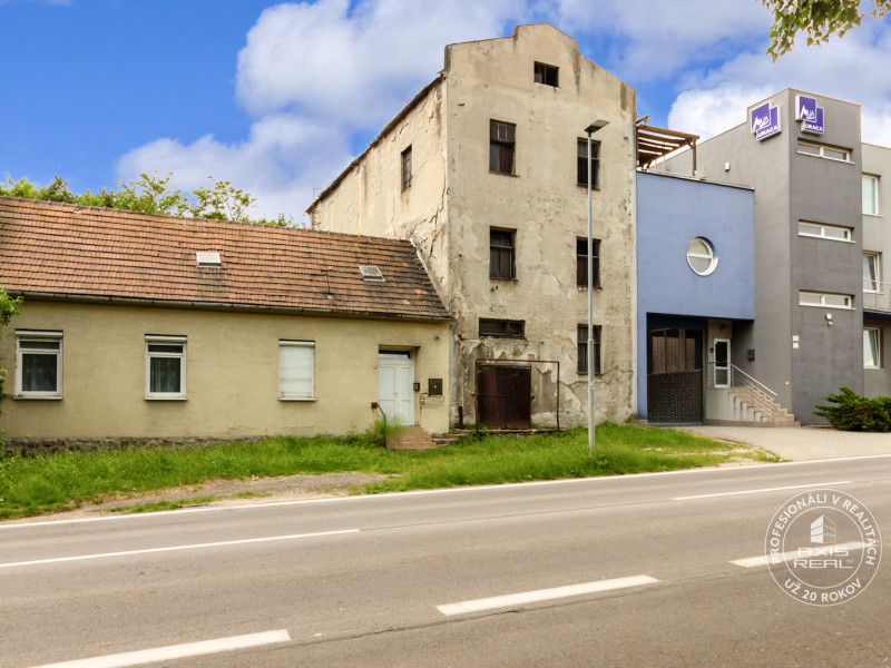 Rodinný Dom a Mlyn, pozemok, investičná príležitosť Lamač