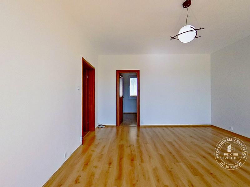 Sale Three bedroom apartment, Three bedroom apartment, Okružná, Stará 