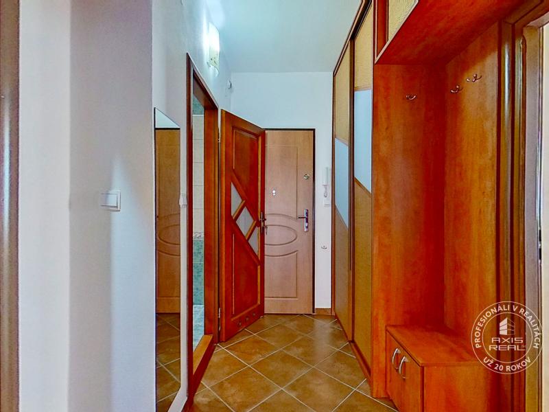 Sale Three bedroom apartment, Three bedroom apartment, Okružná, Stará 