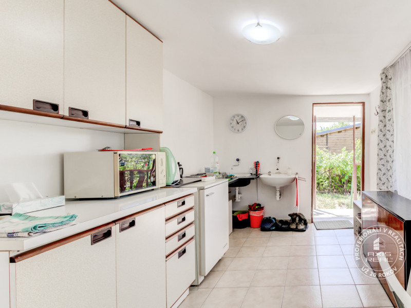 Sale Cottage, Cottage, Mokráň záhon, Bratislava - Ružinov, Slovakia