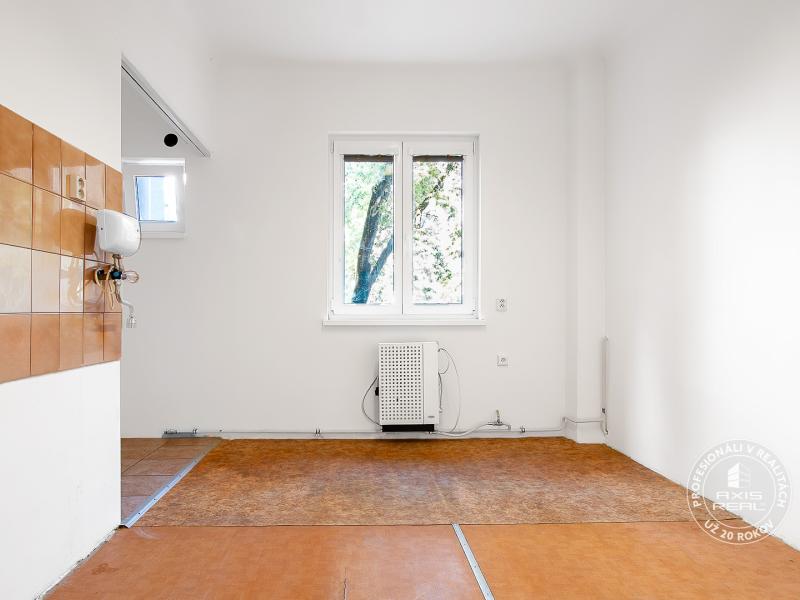  INVESTIČNÁ PRÍLEŽITOSŤ 1-izb.byt, Staré Mesto, Radlinského