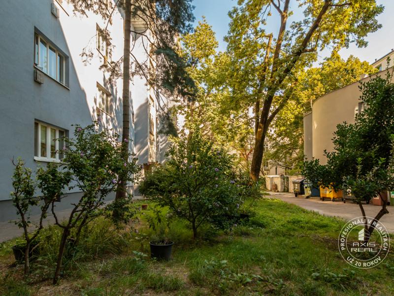  INVESTIČNÁ PRÍLEŽITOSŤ 1-izb.byt, Staré Mesto, Radlinského