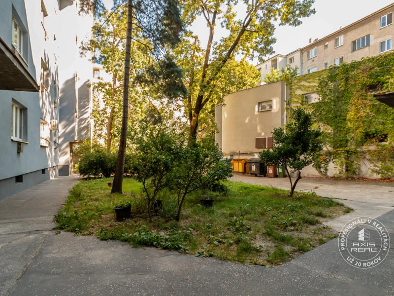  INVESTIČNÁ PRÍLEŽITOSŤ 1-izb.byt, Staré Mesto, Radlinského