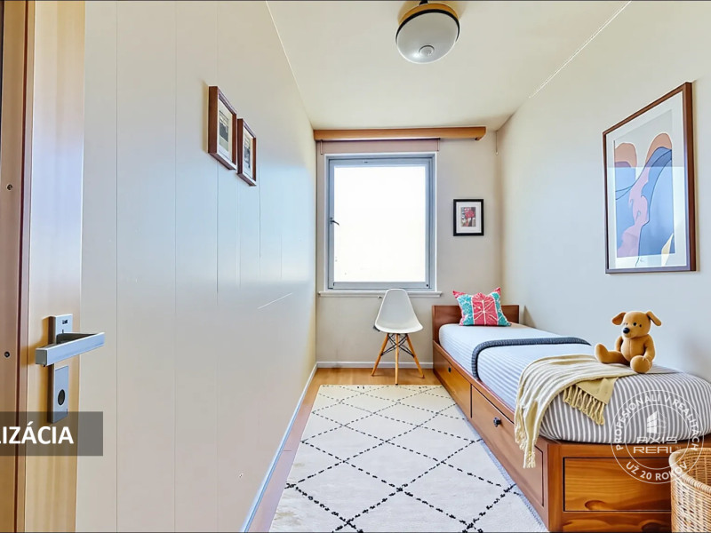  3-izbový byt, PÔVODNÝ STAV, BA V. Petržalka, Romanova