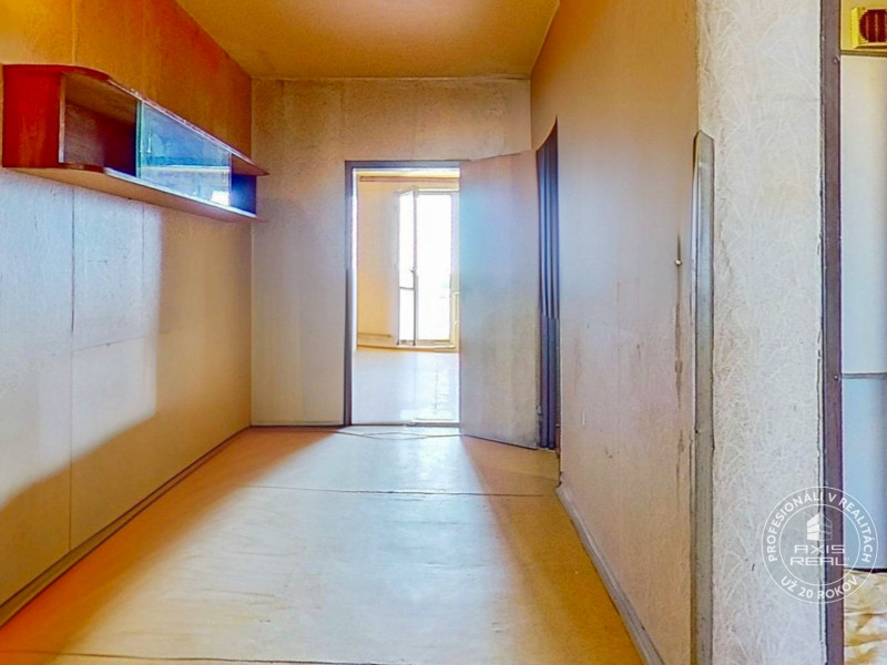  3-izbový byt, PÔVODNÝ STAV, BA V. Petržalka, Romanova