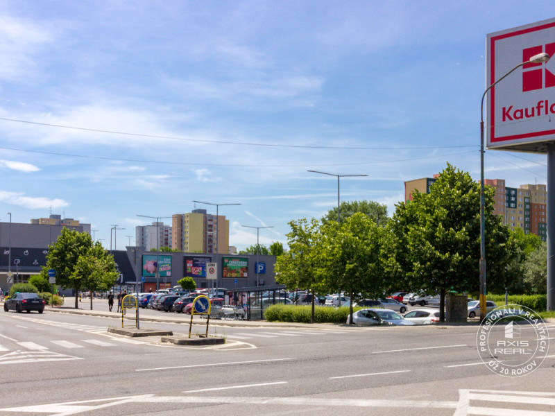  3-izbový byt, PÔVODNÝ STAV, BA V. Petržalka, Romanova