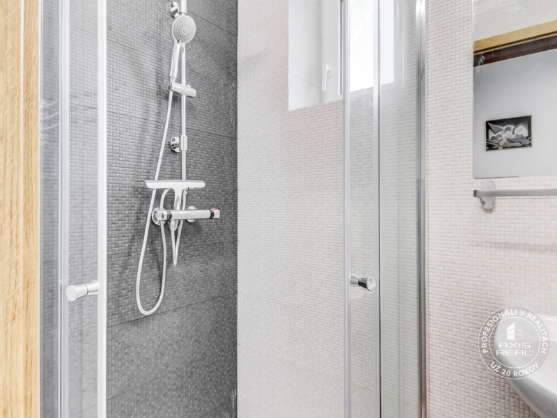  2-izb. byt v RD, BA III. Nové Mesto, Gavlovičova ul.