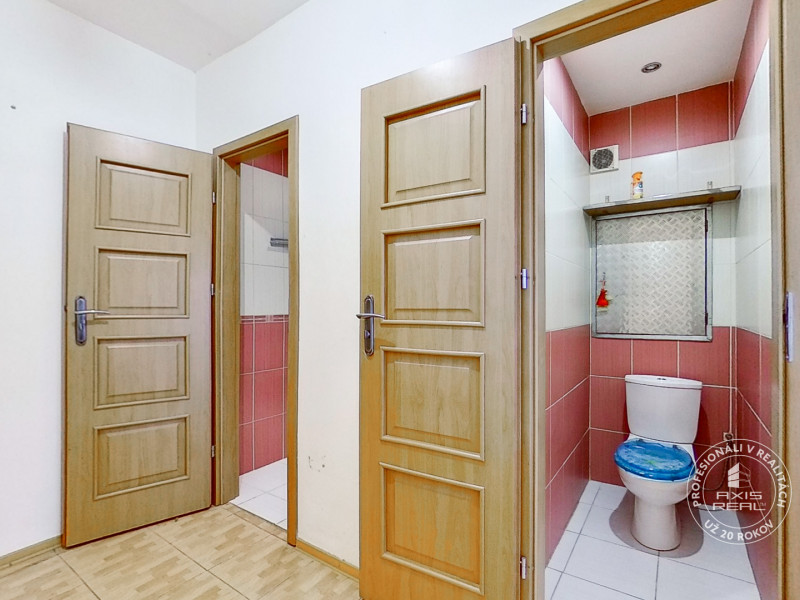  PRIESTRANNÝ 3-izbový byt na sídlisku Západ