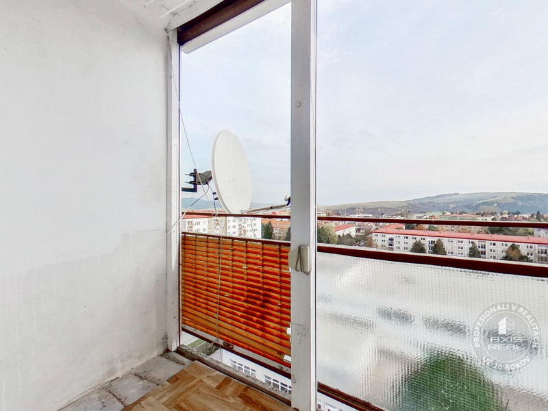  PRIESTRANNÝ 3-izbový byt na sídlisku Západ