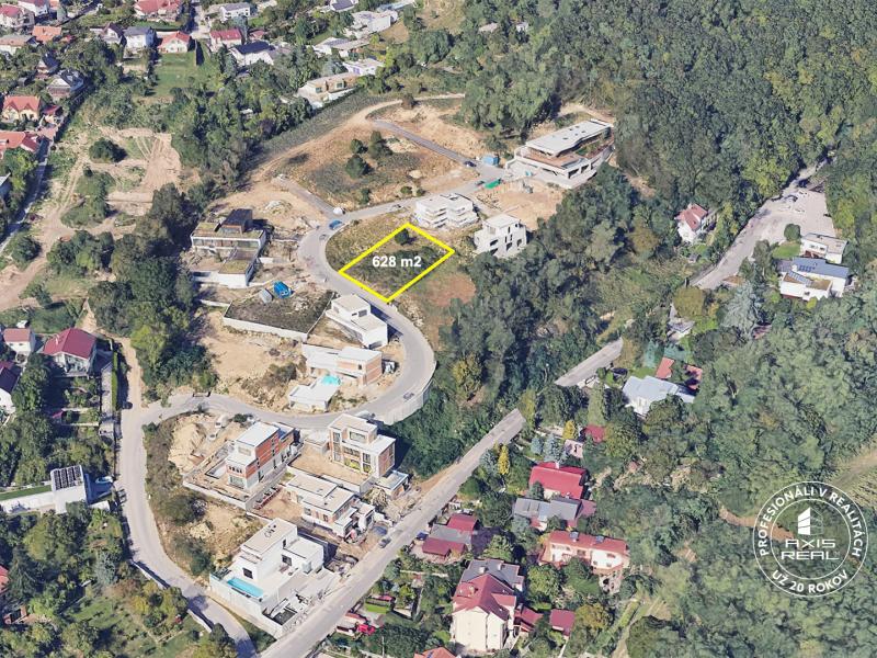Stavebný pozemok (628 m2) s výhľadom, BA III. Rača