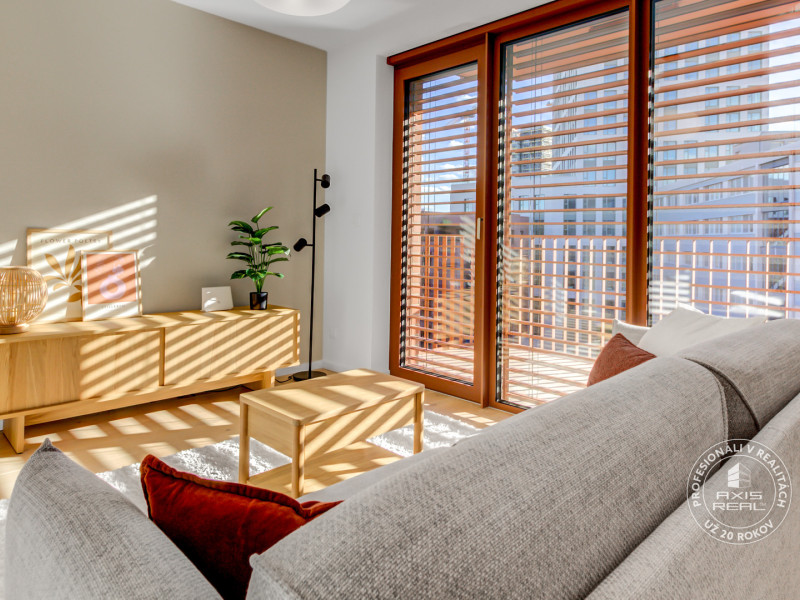  NOVÝ krásny 2i byt, ZWIRN, 2x balkón, parkovanie, Košická