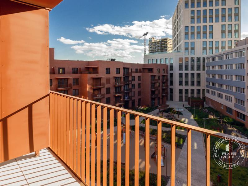  NOVÝ krásny 2i byt, ZWIRN, 2x balkón, parkovanie, Košická