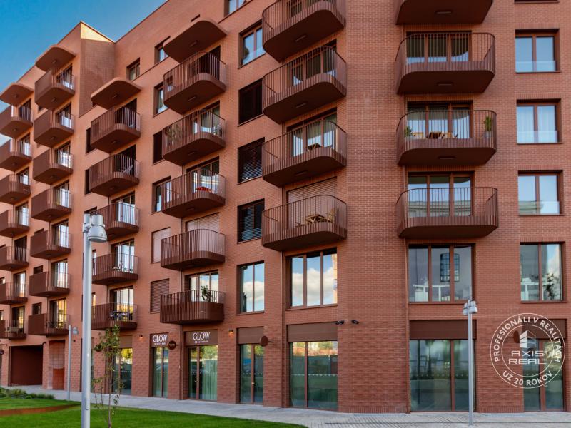  NOVÝ krásny 2i byt, ZWIRN, 2x balkón, parkovanie, Košická