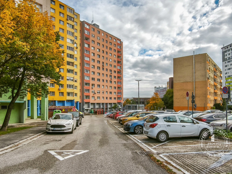  Rezervované: 1-izbový byt Rača, Závadská