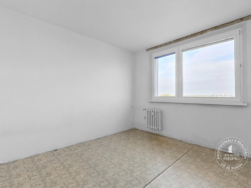  SVETLÝ 2-izbový byt v PÔVODNOM STAVE, BA II., Estónska ul.