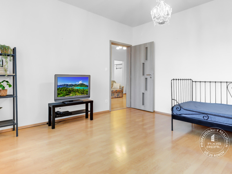  TOP LOKALITA 3-izb. byt pri Chorvátskom ramene, Tematínska