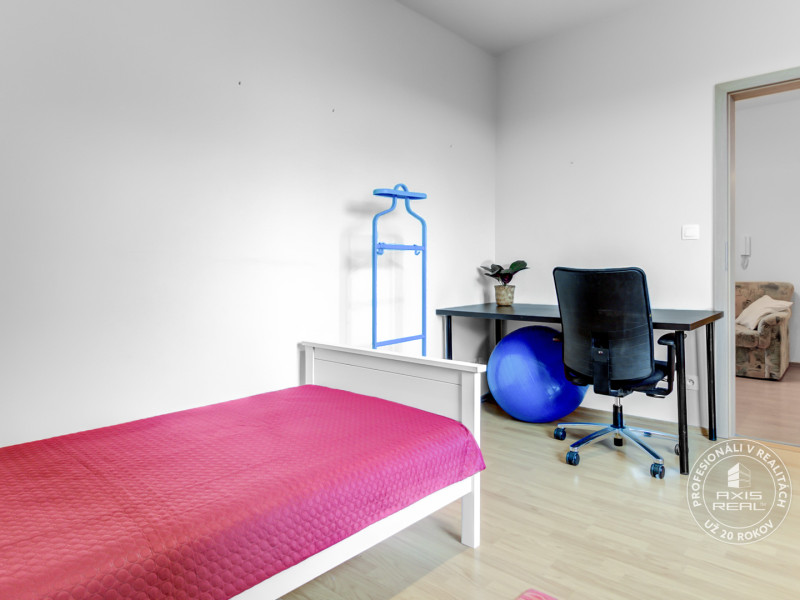  TOP LOKALITA 3-izb. byt pri Chorvátskom ramene, Tematínska