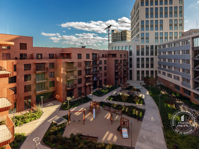  NOVÝ krásny 2i byt, ZWIRN, 2x balkón, parkovanie, Košická