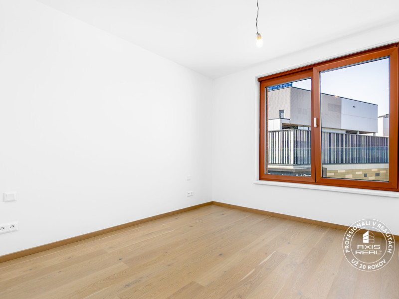  2-izb. byt s balkónom, ZWIRN, BA II. Ružinov, Svätoplukova