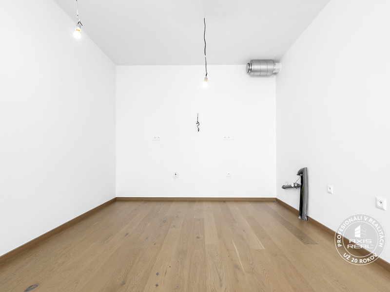  2-izb. byt s balkónom, ZWIRN, BA II. Ružinov, Svätoplukova