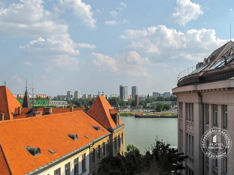 2-izb. byt, KRÁSNY VÝHĽAD, BA. Staré Mesto, Vajanského ul.