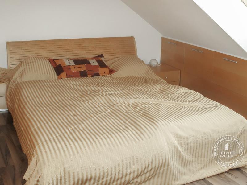 2-izb. byt, KRÁSNY VÝHĽAD, BA. Staré Mesto, Vajanského ul.