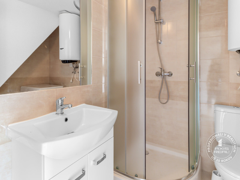  2-izb. MEZONET, PREDZÁHRADKA, PARKING, BA II., Hradská ul.