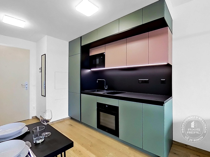  Luxusný 1,5-izb. byt, LODŽIA, BA Staré Mesto, VYDRICA