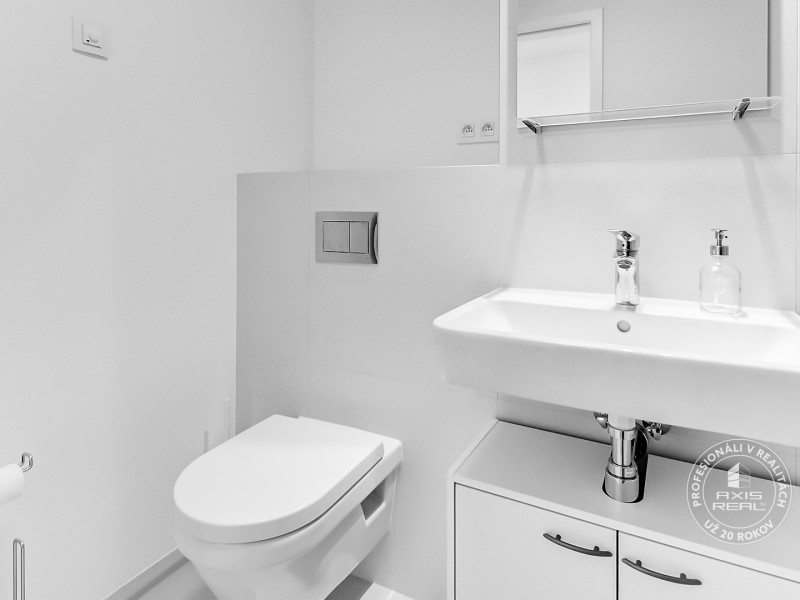  Novostavba GUTHAUS úplne nový zariadený 1-izb. byt, balkón