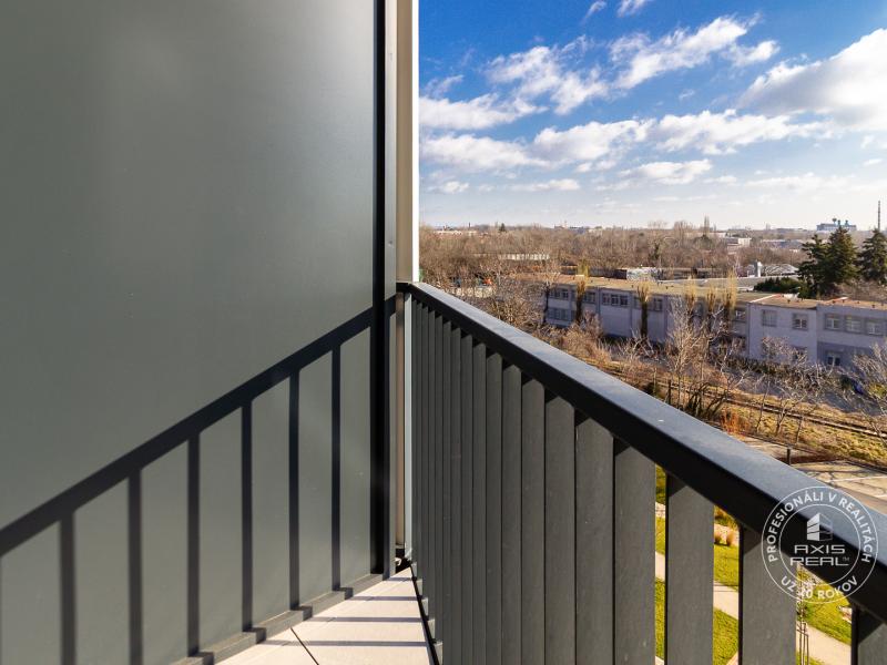  Novostavba GUTHAUS úplne nový zariadený 1-izb. byt, balkón