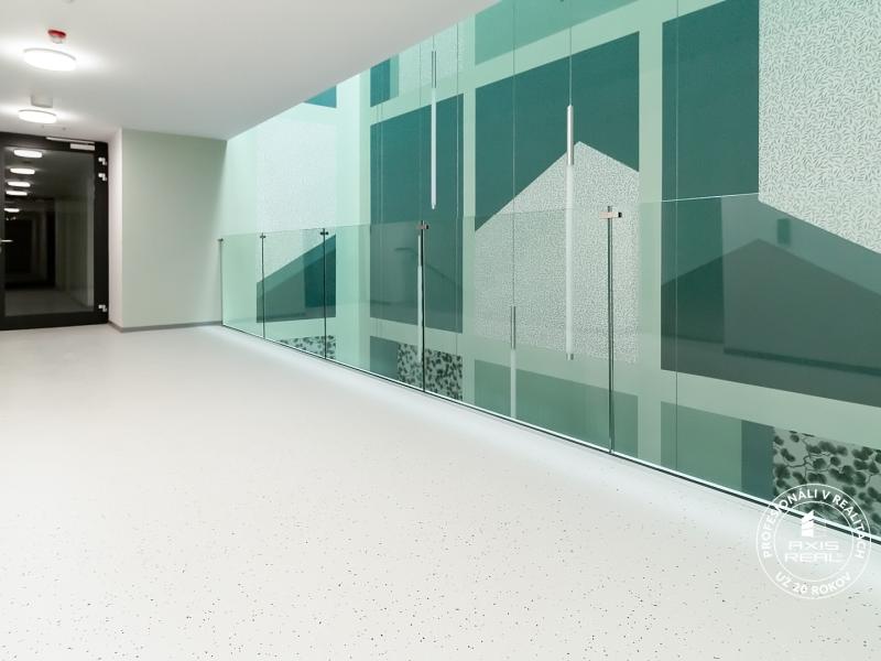  Novostavba GUTHAUS úplne nový zariadený 1-izb. byt, balkón