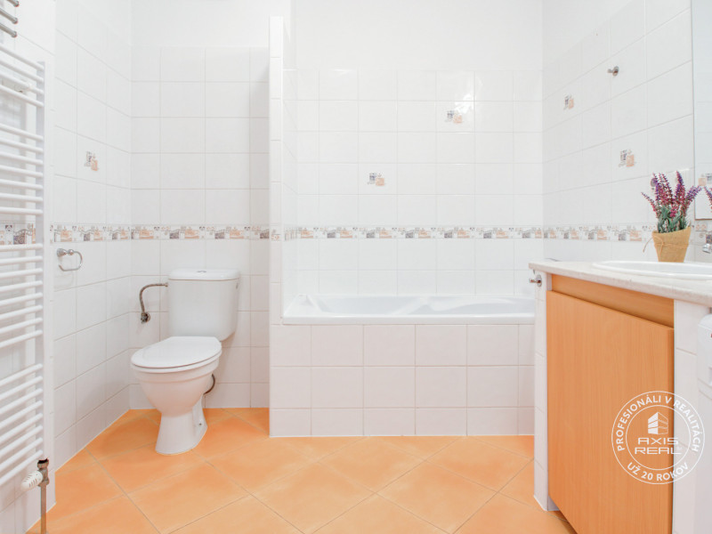  Pekný 2-izbový byt (54 m2) s BALKÓNOM v NOVOSTAVBE