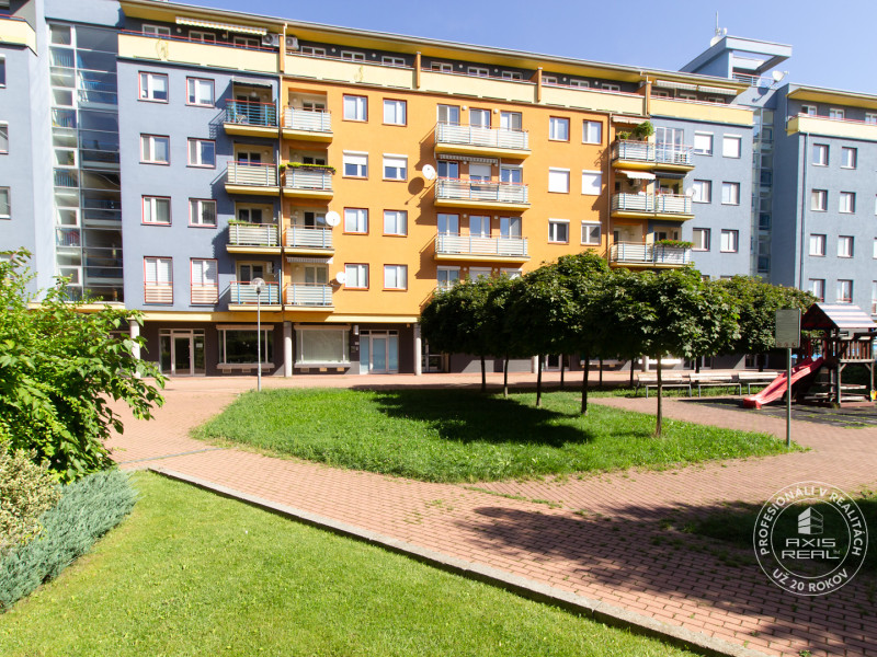  Pekný 2-izbový byt (54 m2) s BALKÓNOM v NOVOSTAVBE