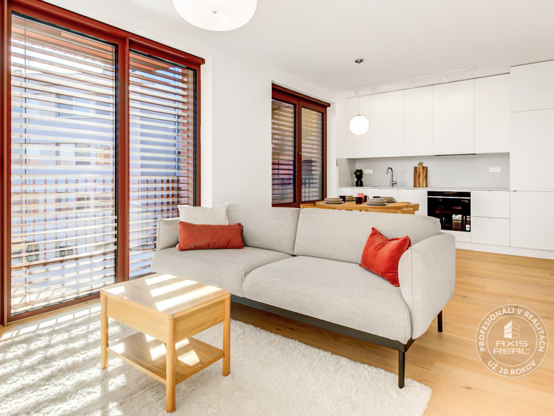  NOVÝ krásny 2i byt, ZWIRN, 2x balkón, parkovanie, Košická