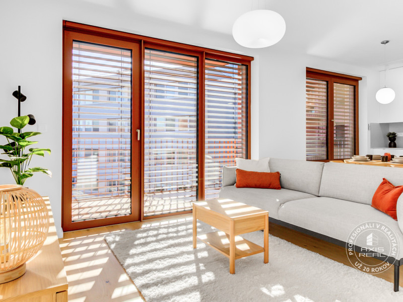  NOVÝ krásny 2i byt, ZWIRN, 2x balkón, parkovanie, Košická