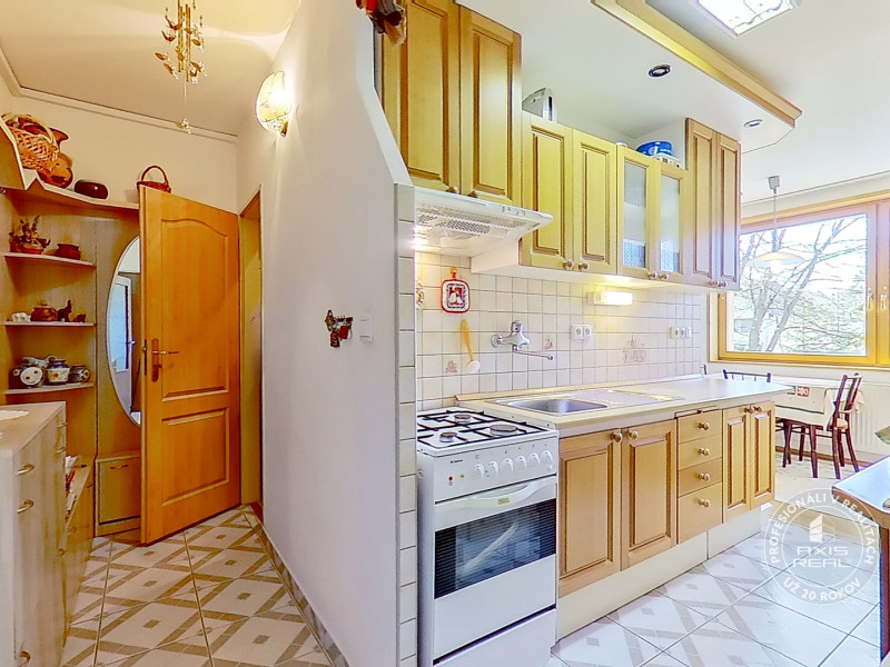   SLNEČNÝ 2-izbový byt s LODŽIOU, Stará Ľubovňa, Okružná ul