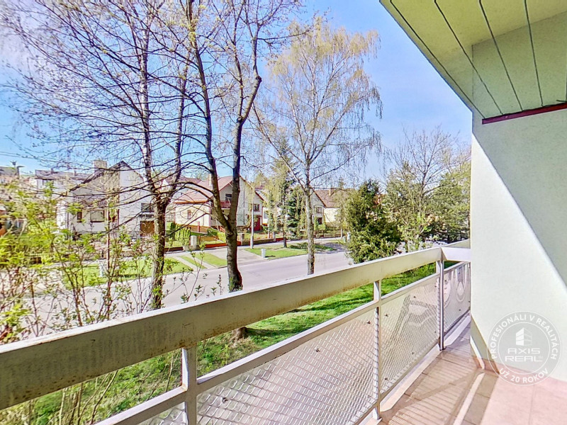   SLNEČNÝ 2-izbový byt s LODŽIOU, Stará Ľubovňa, Okružná ul