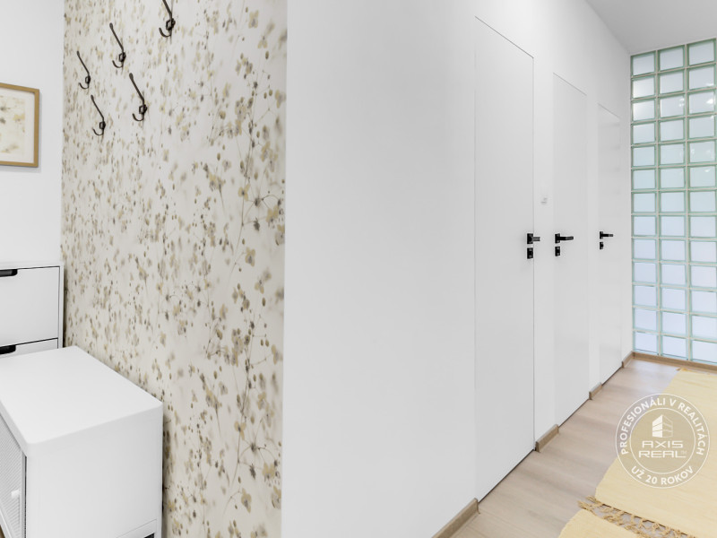  3-izbový byt REKONŠTRUKCII, BA III. Rača, Račianska ul.