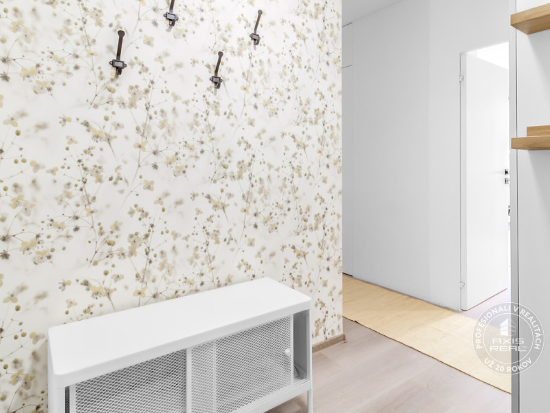  3-izbový byt REKONŠTRUKCII, BA III. Rača, Račianska ul.