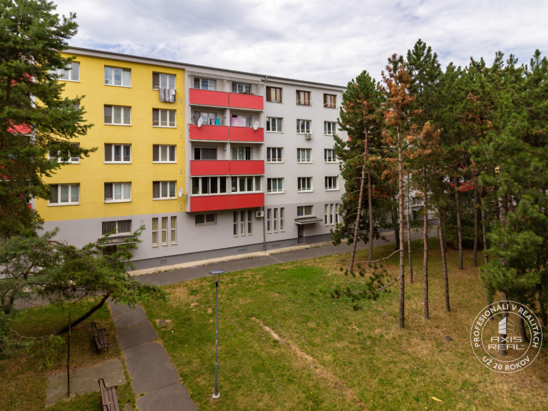  3-izbový byt REKONŠTRUKCII, BA III. Rača, Račianska ul.