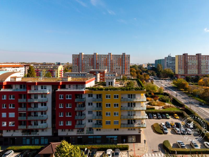  TOP lokalita na začiatku Petržalky, DVE VEŽE, Bosákova ul.