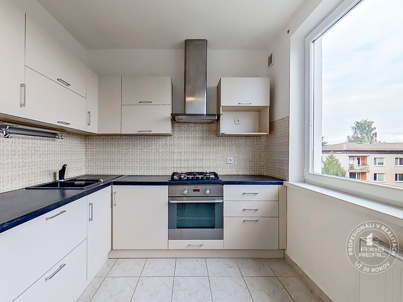   Slnečný 3-izbový byt s LODŽIOU, Stará Ľubovňa, Komenského