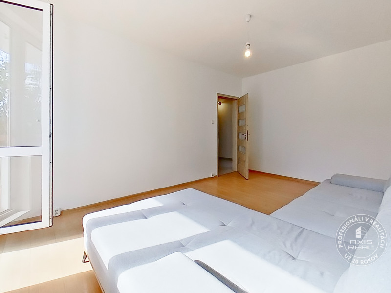   Slnečný 3-izbový byt s LODŽIOU, Stará Ľubovňa, Komenského