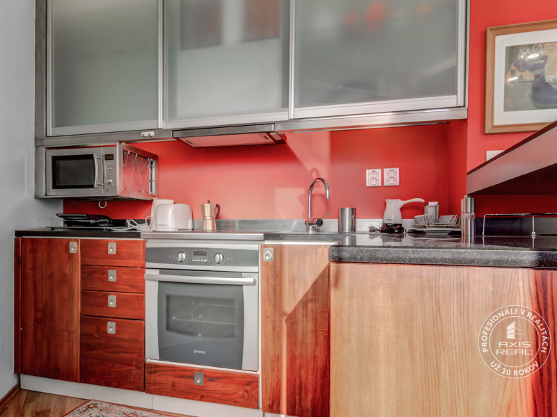  Slnečný 1-izb. byt, LODŽIA, BA IV Karlova Ves, Matejkova 