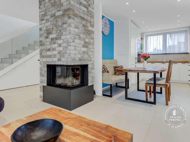  Nádherný NÍZKOENERGETICKÝ rodinný dom s KLIMATIZÁCIOU