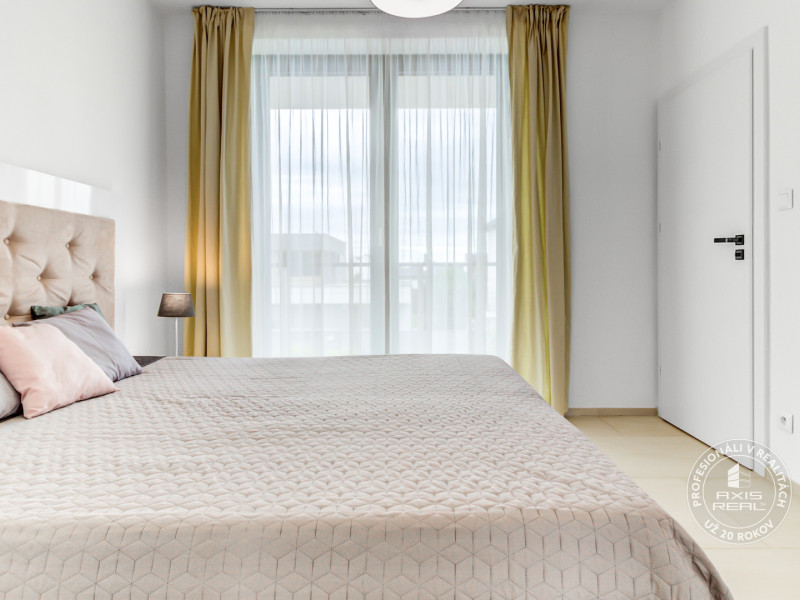  Nádherný NÍZKOENERGETICKÝ rodinný dom s KLIMATIZÁCIOU