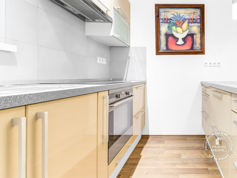  2-izb. byt v RD, TERASA, BA IV Dúbravka, Tavarikova Osada